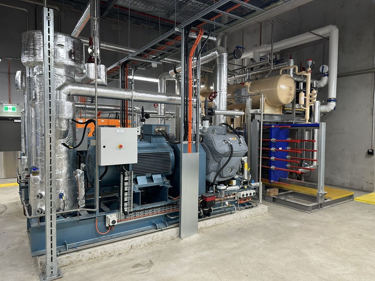 Industrial Ammonia Heat Pump for 88°C Hot Water — original HEXNOVAS project image 1