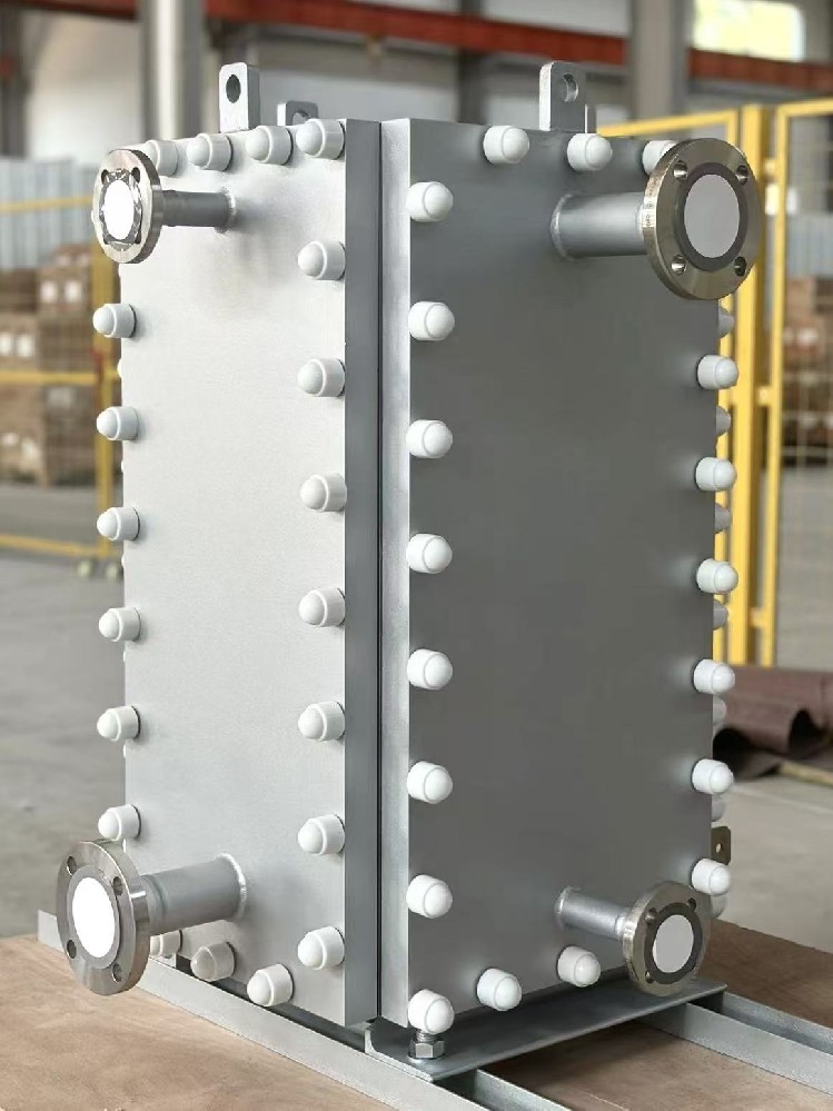 Fullly welded heat exchanger for Rice Bran Oil processing.