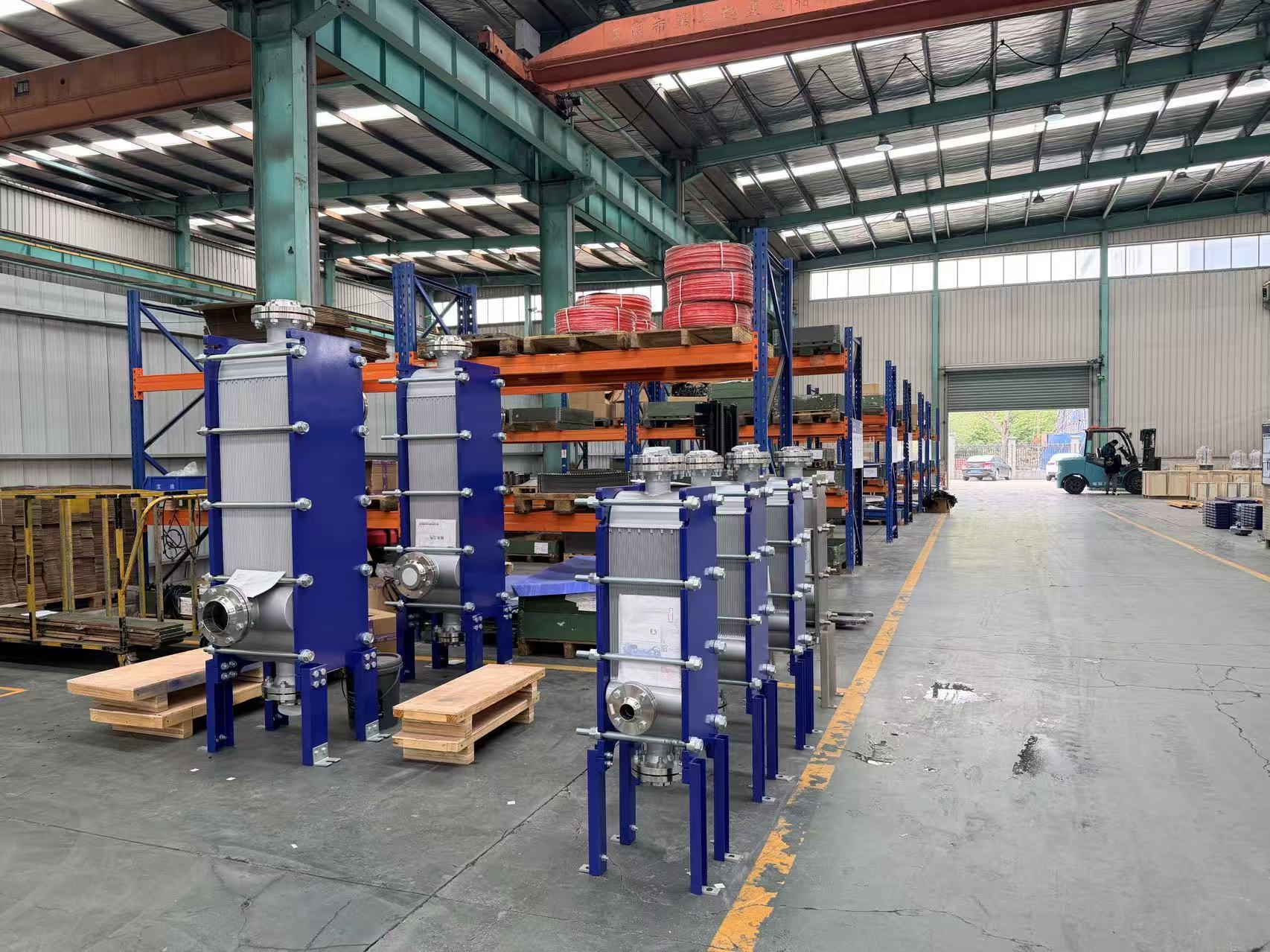 Completed HEXNOVAS plate and block heat exchangers arranged in the production workshop